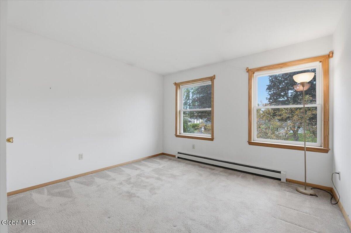 12 Pine Avenue Johnstown NY 12095