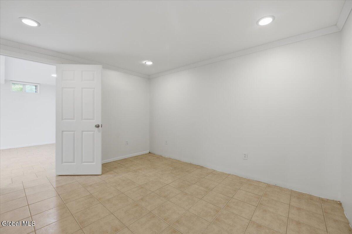 12 Pine Avenue Johnstown NY 12095
