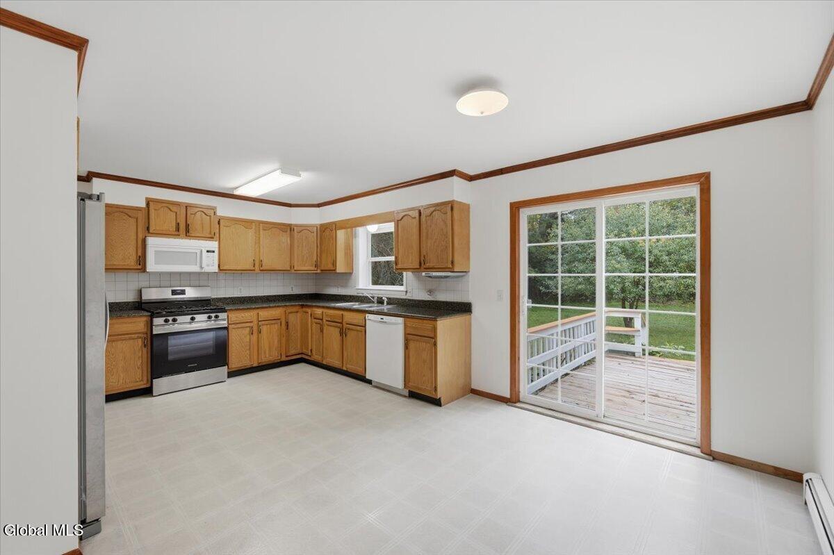 12 Pine Avenue Johnstown NY 12095