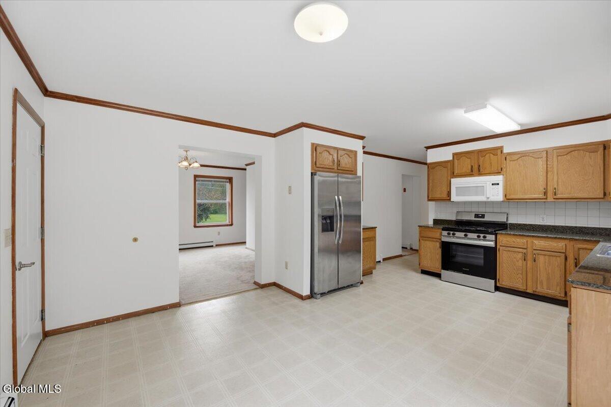 12 Pine Avenue Johnstown NY 12095
