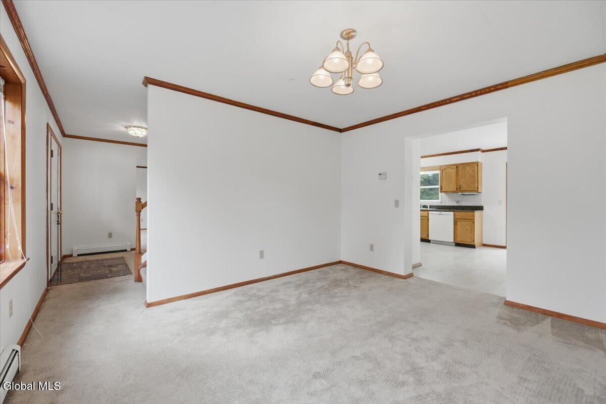 12 Pine Avenue Johnstown NY 12095