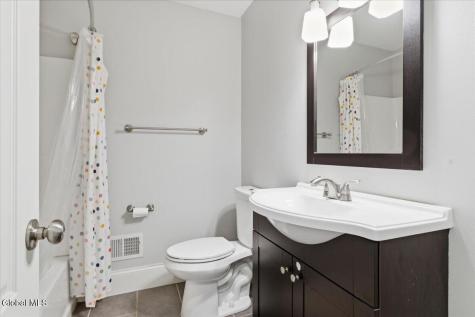 61 Plank Road Waterford NY 12188