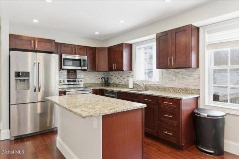 61 Plank Road Waterford NY 12188
