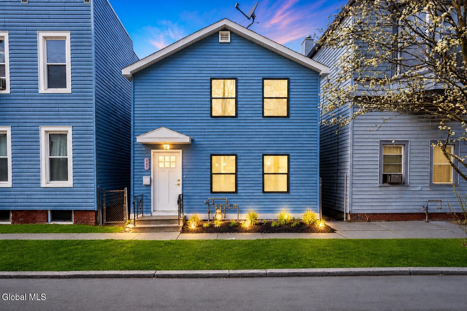 547 5th Avenue Troy NY 12182