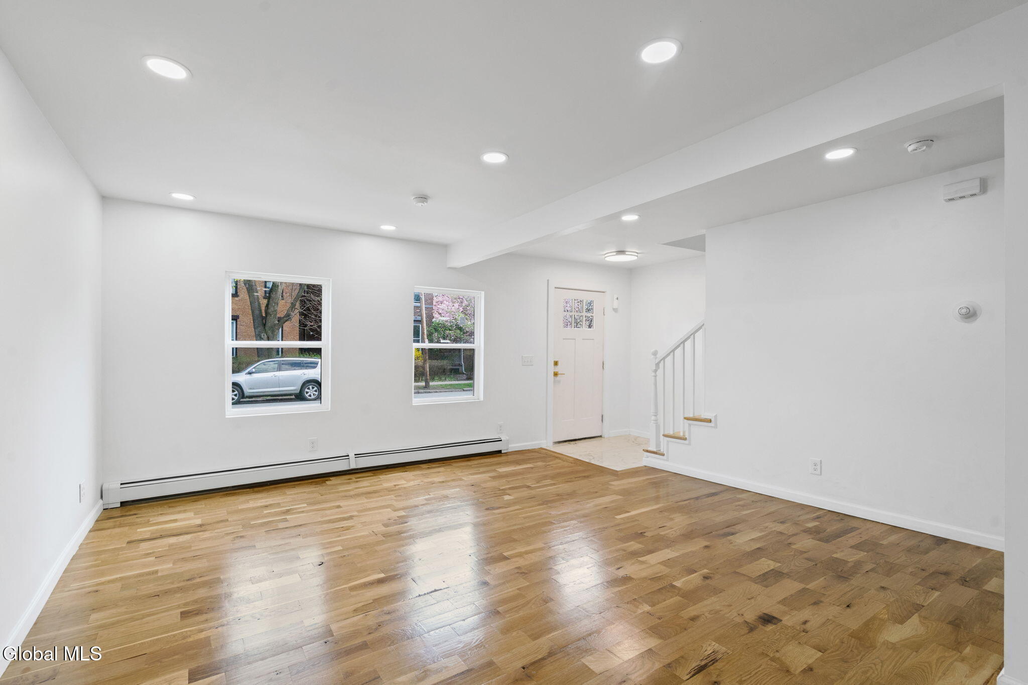 547 5th Avenue Troy NY 12182