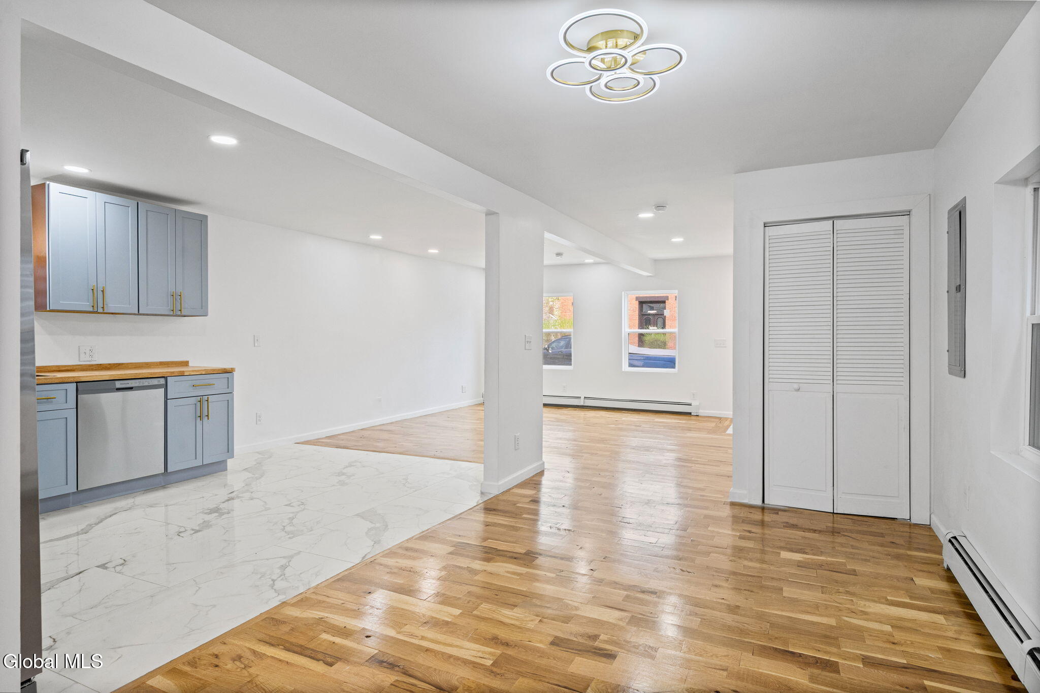 547 5th Avenue Troy NY 12182