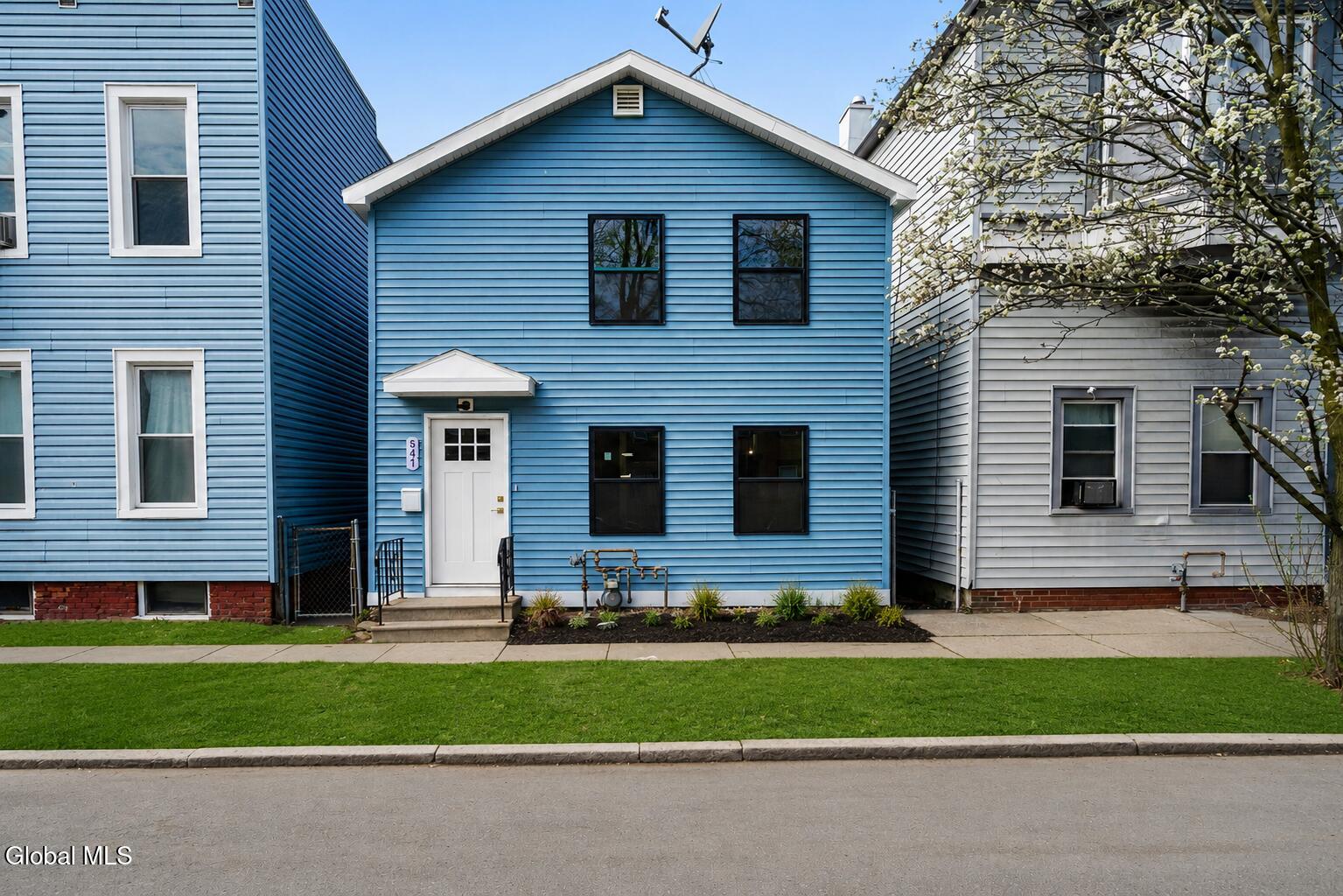 547 5th Avenue Troy NY 12182