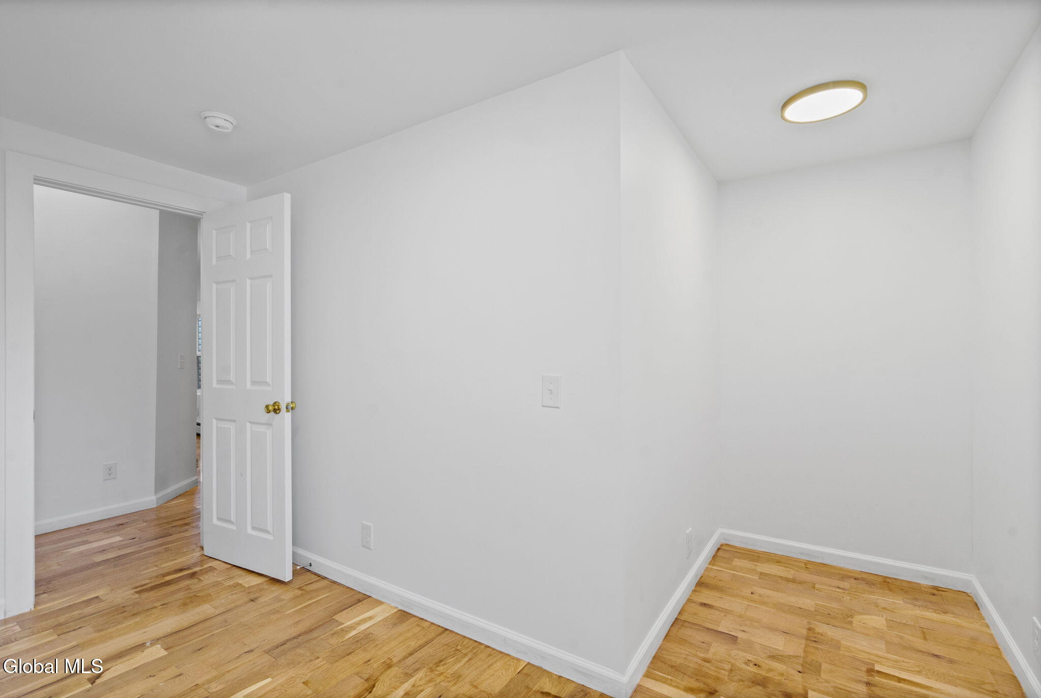 547 5th Avenue Troy NY 12182
