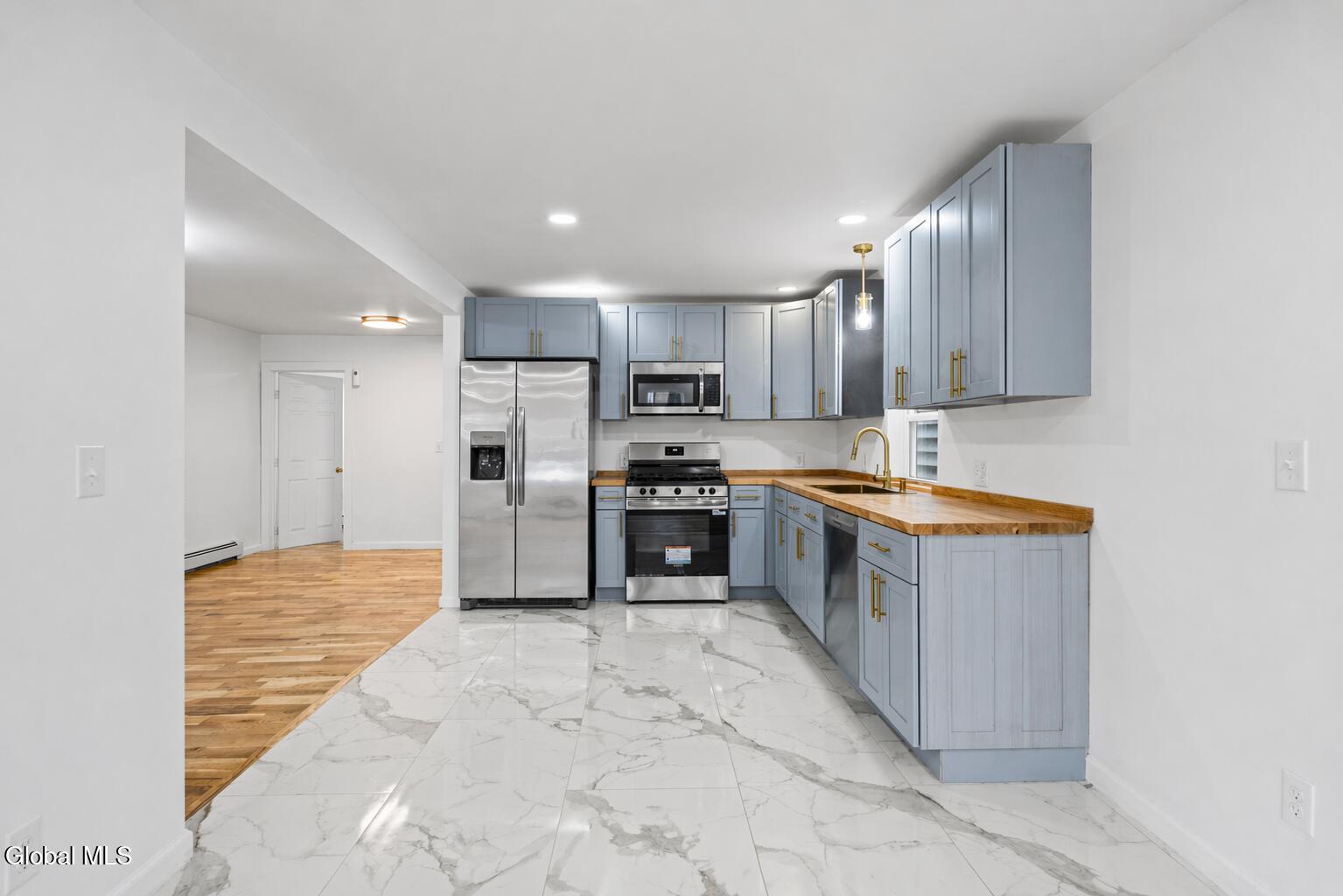 547 5th Avenue Troy NY 12182