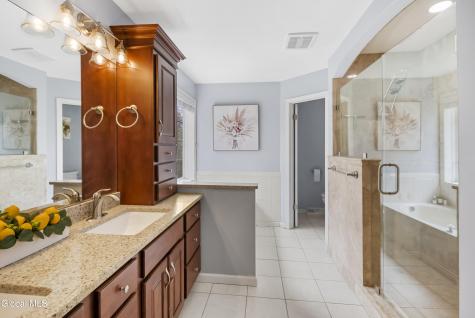 39 Utica Avenue Latham NY 12110