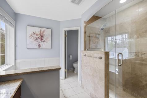 39 Utica Avenue Latham NY 12110