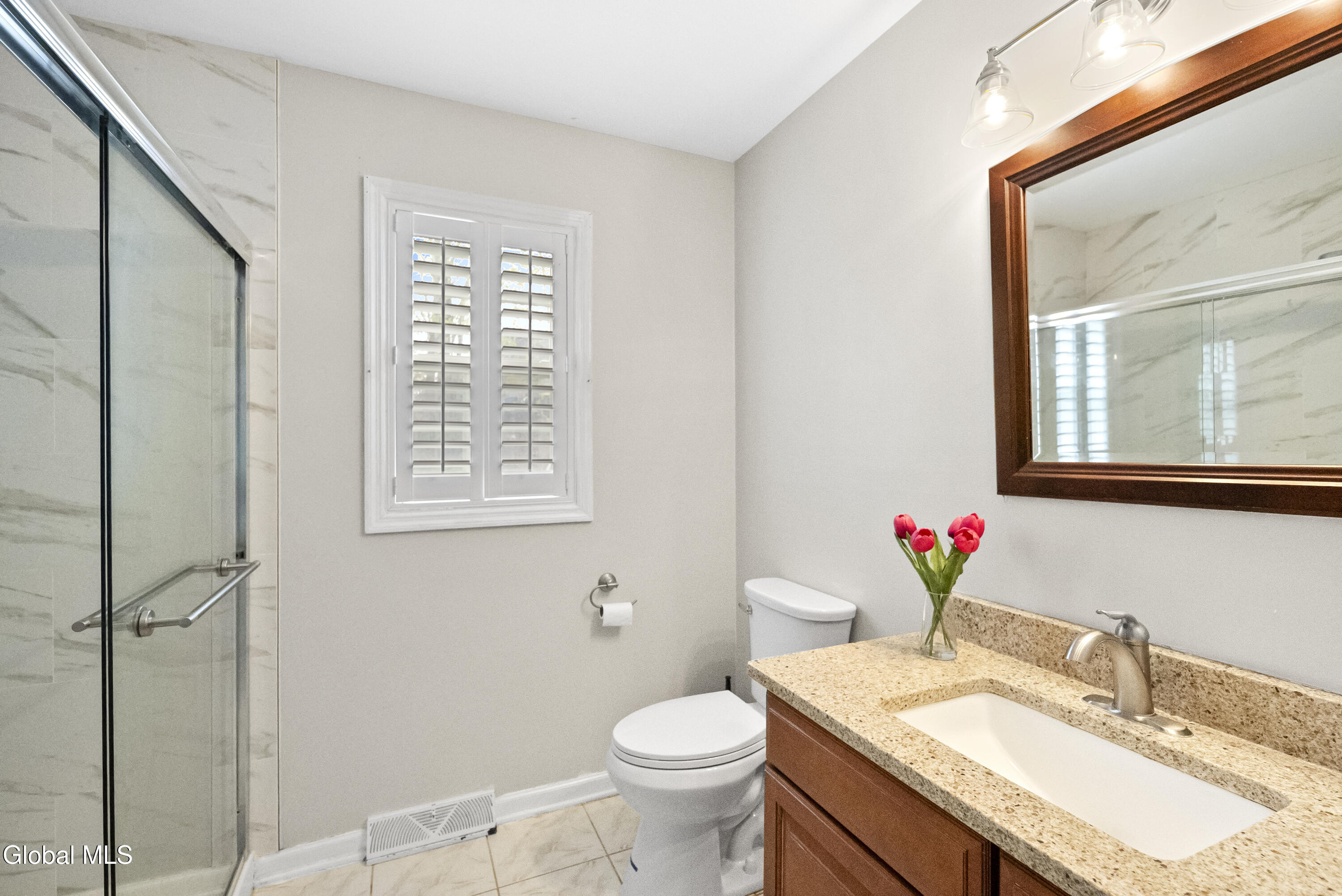 39 Utica Avenue Latham NY 12110