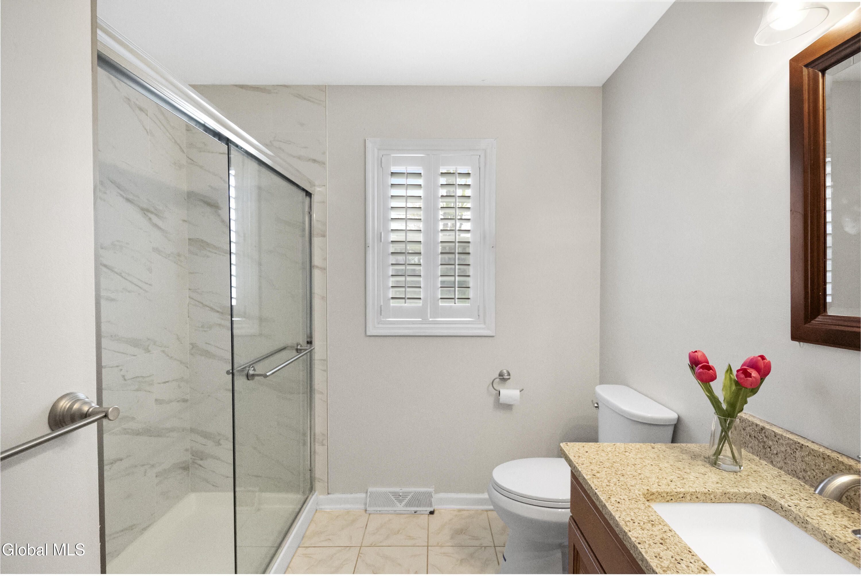 39 Utica Avenue Latham NY 12110
