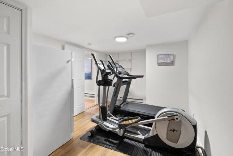 39 Utica Avenue Latham NY 12110
