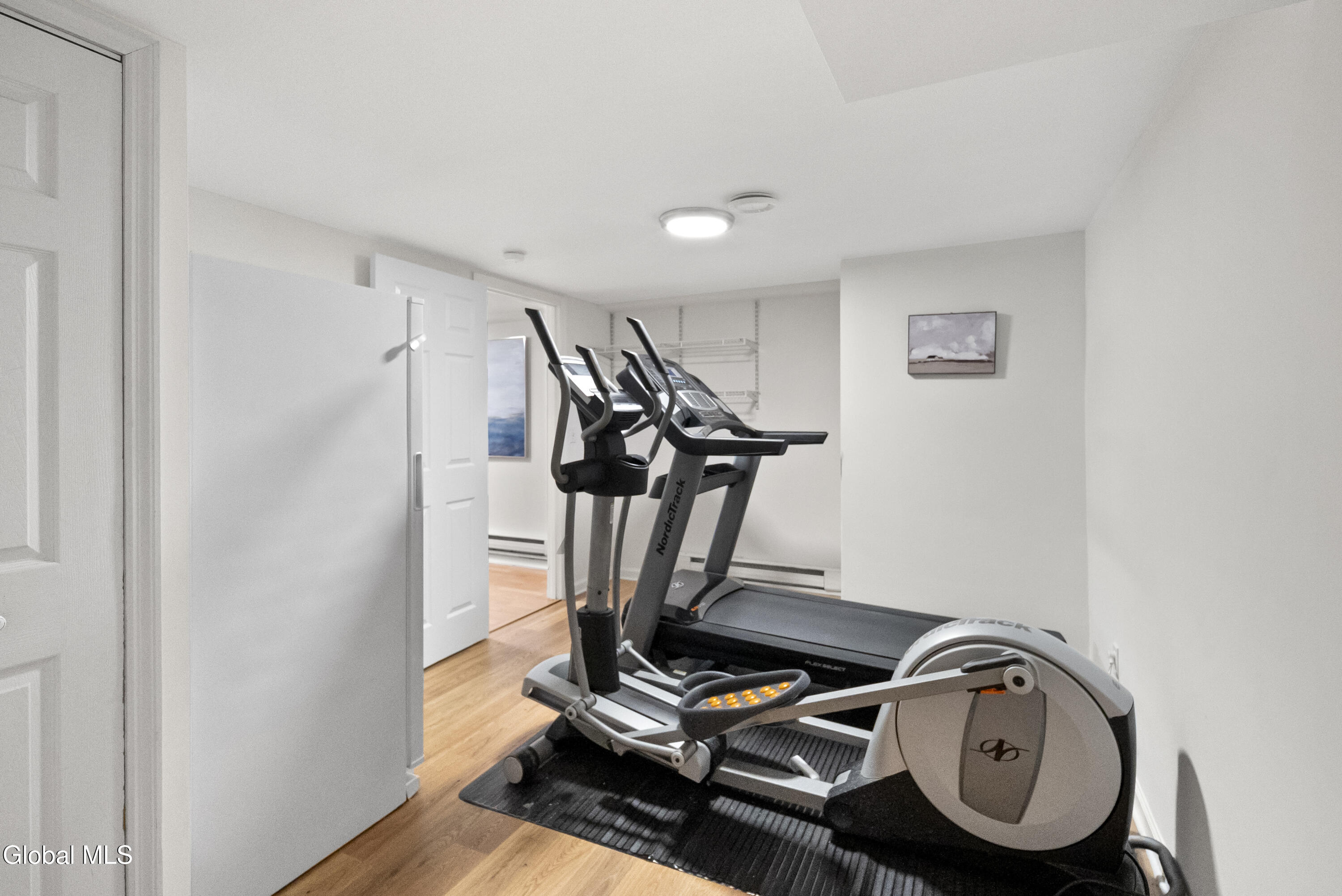 39 Utica Avenue Latham NY 12110