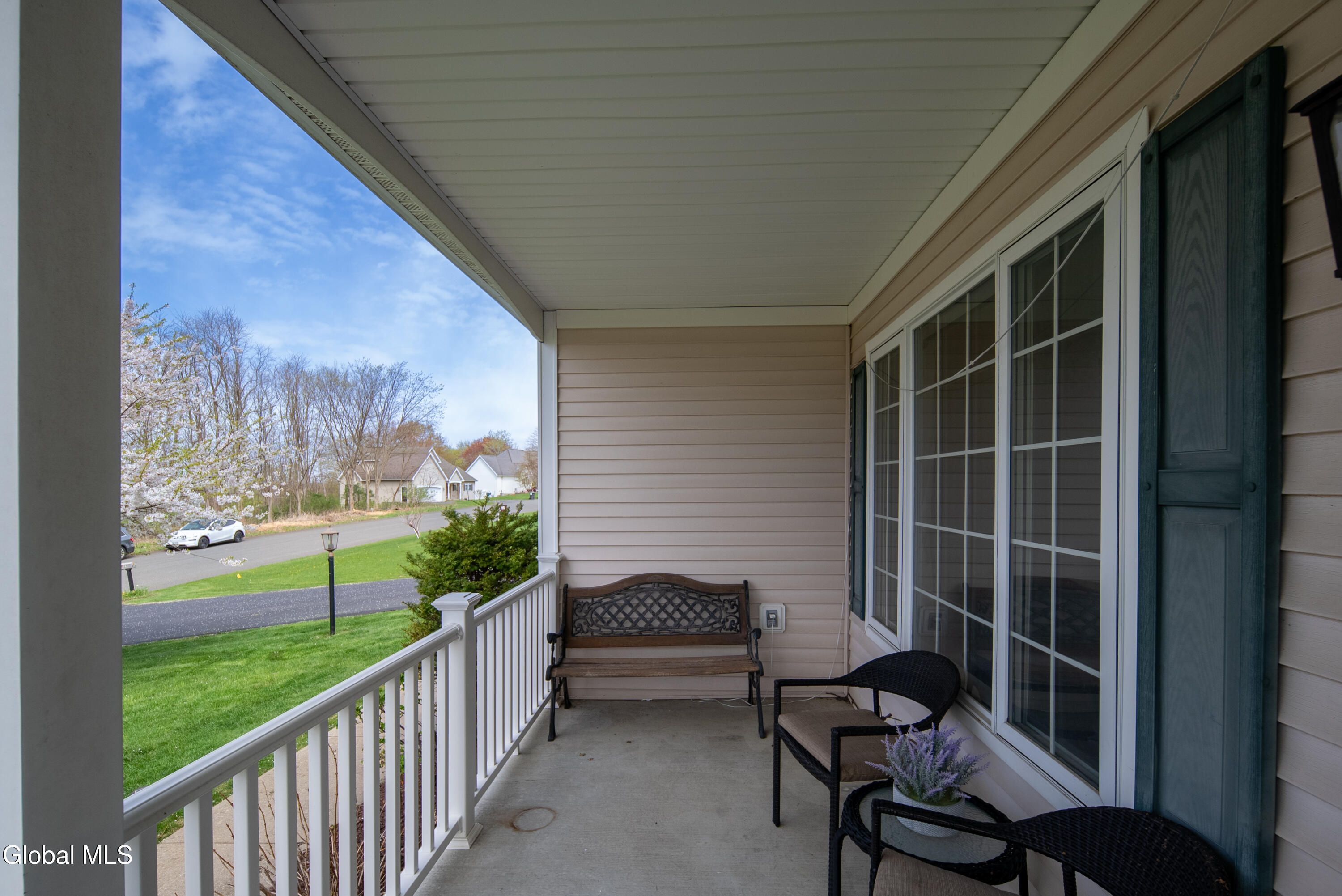 39 Utica Avenue Latham NY 12110