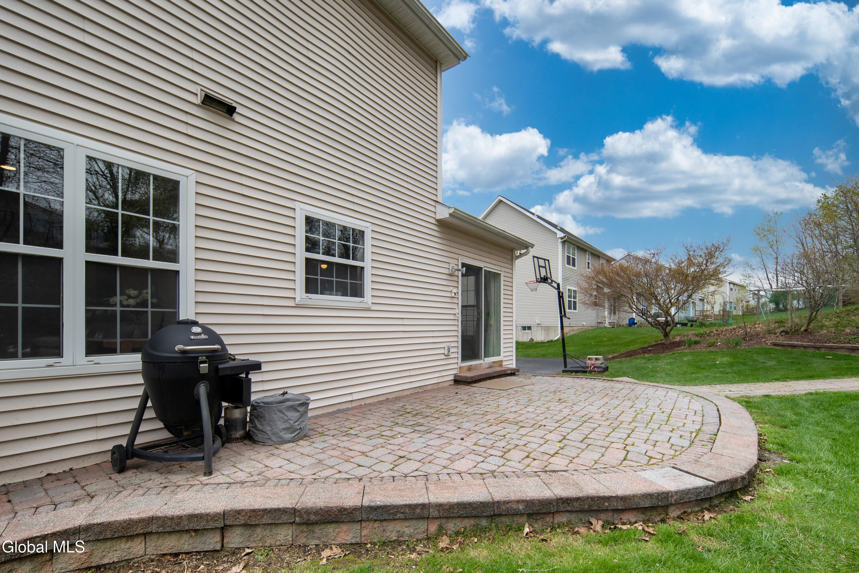 39 Utica Avenue Latham NY 12110