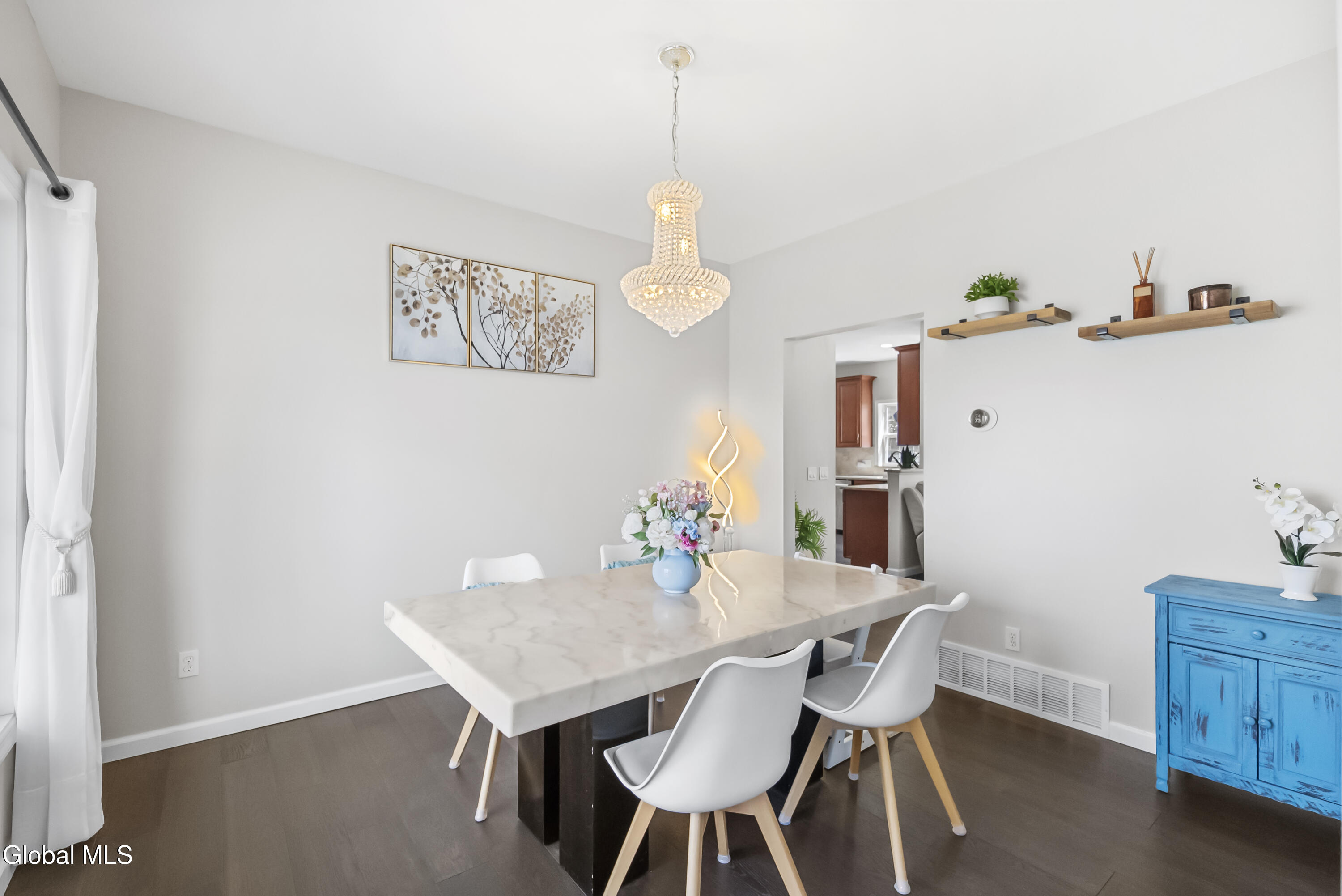 39 Utica Avenue Latham NY 12110