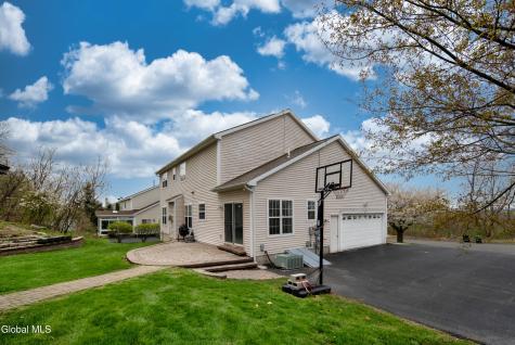 39 Utica Avenue Latham NY 12110