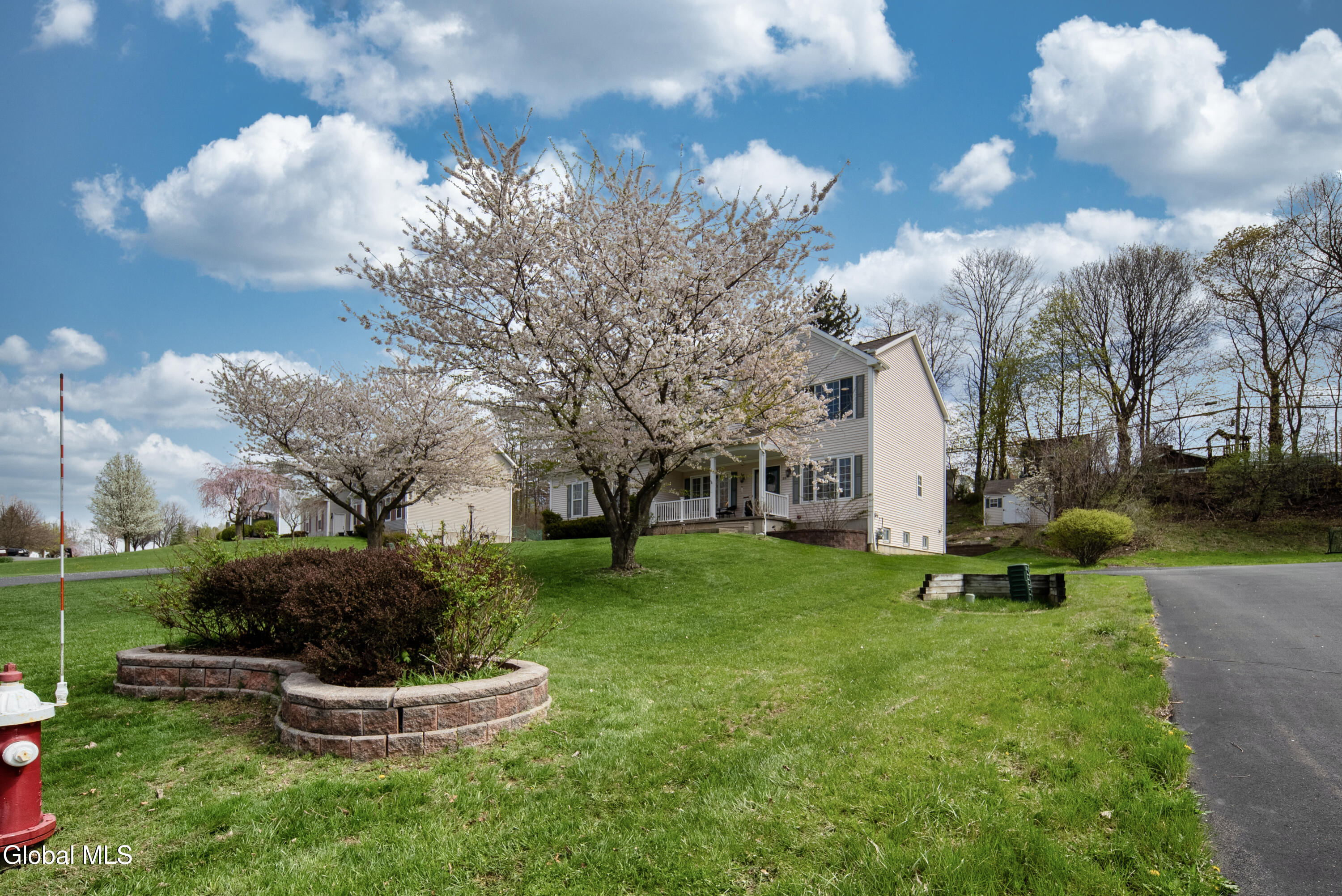 39 Utica Avenue Latham NY 12110