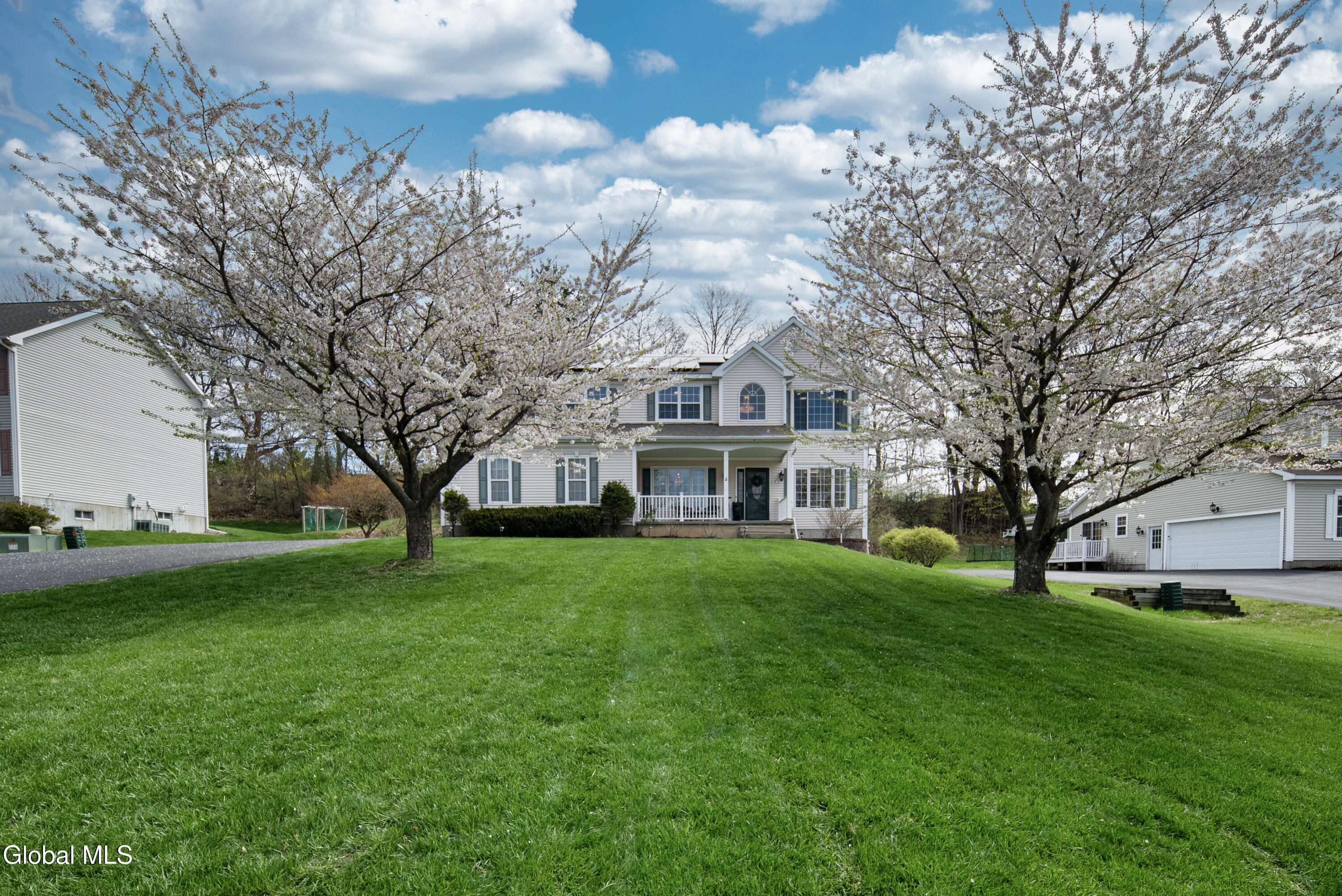 39 Utica Avenue Latham NY 12110