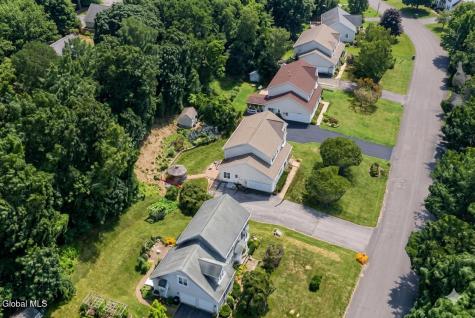 39 Utica Avenue Latham NY 12110