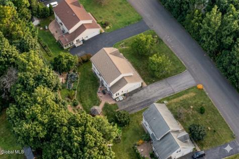 39 Utica Avenue Latham NY 12110