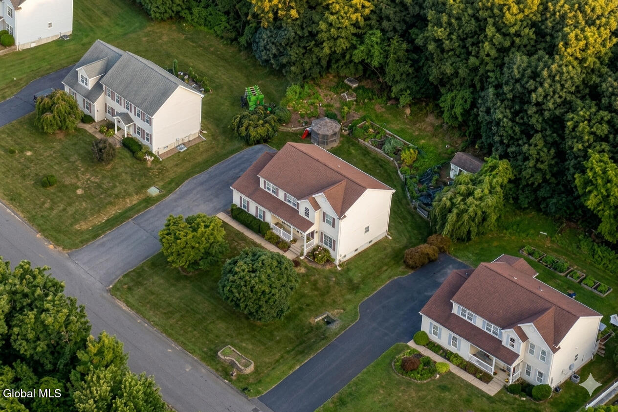 39 Utica Avenue Latham NY 12110