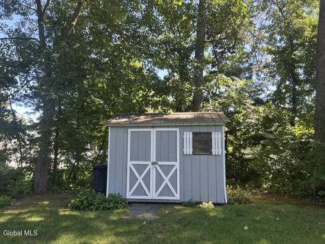 33 Maple Drive Queensbury NY 12804
