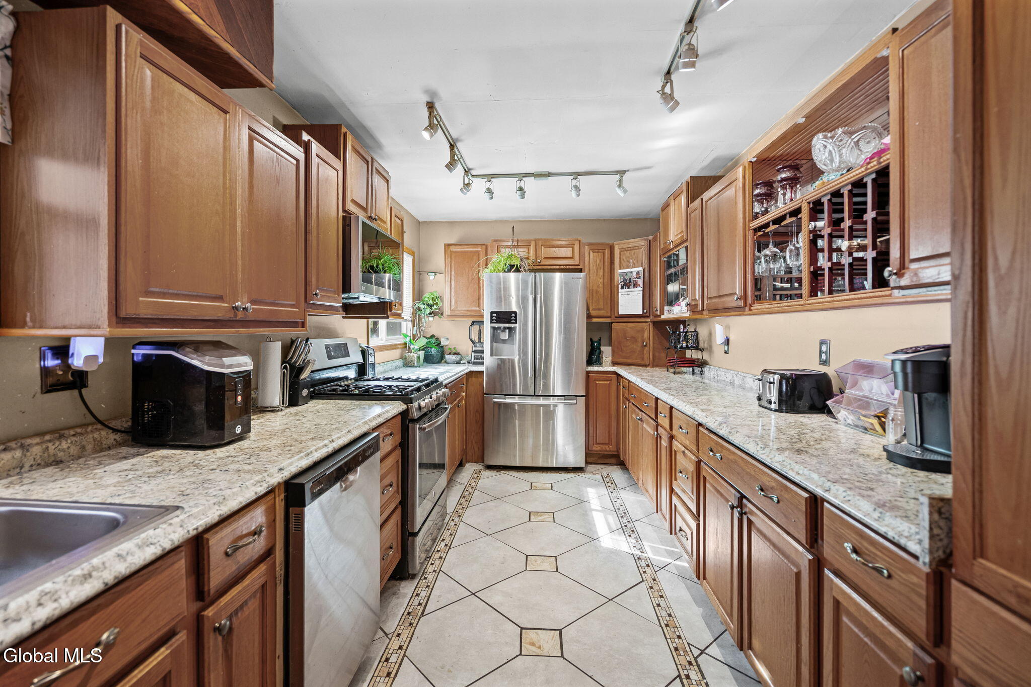29 Omega Terrace Latham NY 12110