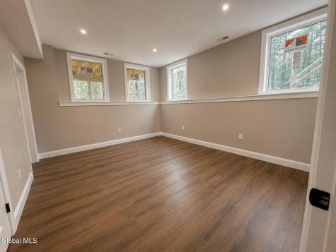 6 Middle Road Lake George NY 12845