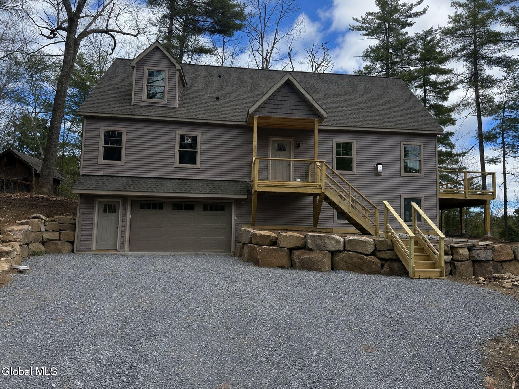 6 Middle Road Lake George NY 12845