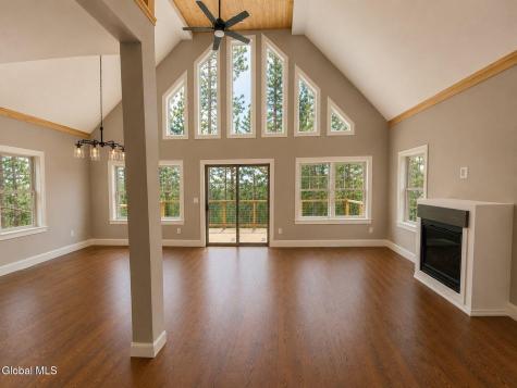 6 Middle Road Lake George NY 12845