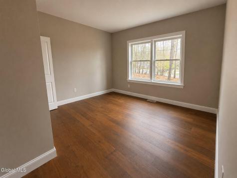 6 Middle Road Lake George NY 12845