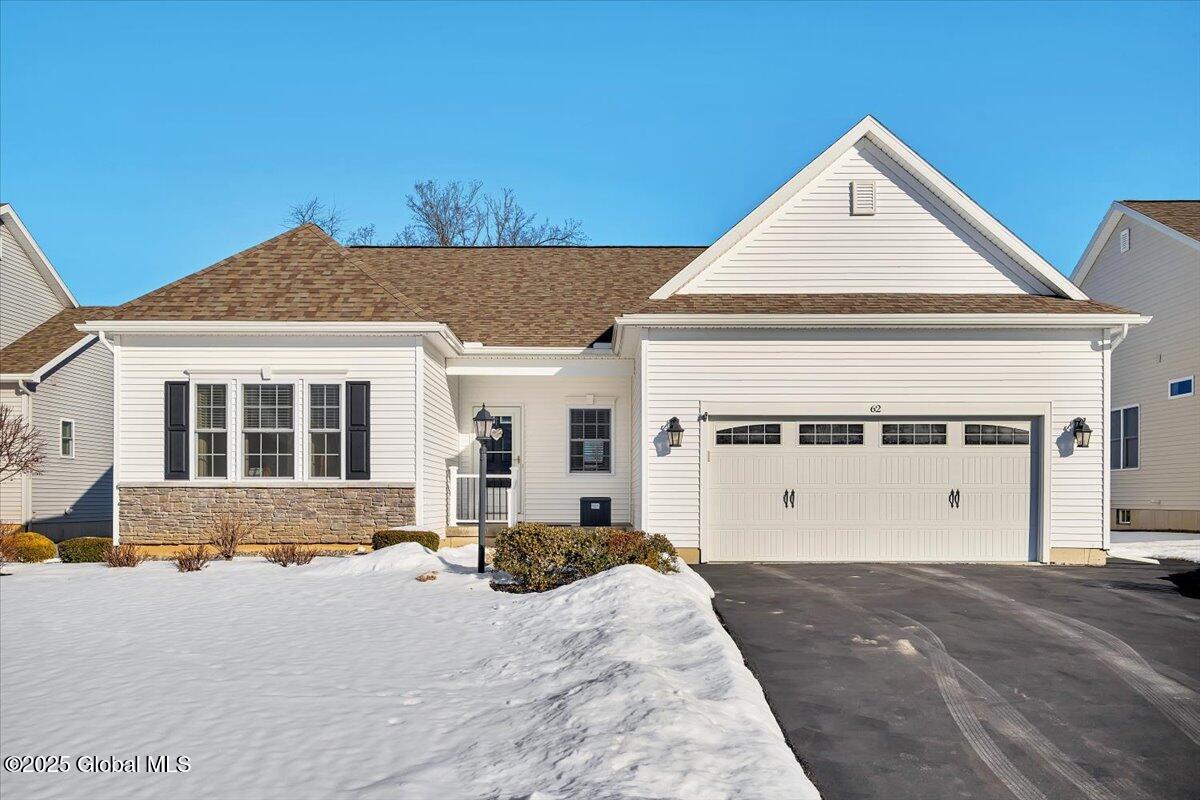 62 Somerset Drive Halfmoon NY 12118