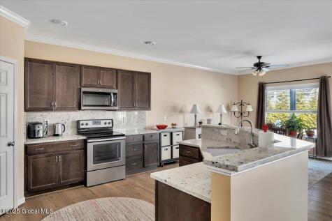 62 Somerset Drive Halfmoon NY 12118