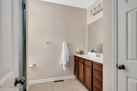 62 Somerset Drive Halfmoon NY 12118