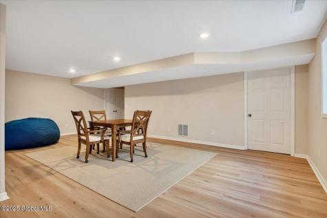 62 Somerset Drive Halfmoon NY 12118