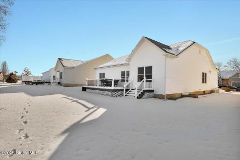 62 Somerset Drive Halfmoon NY 12118