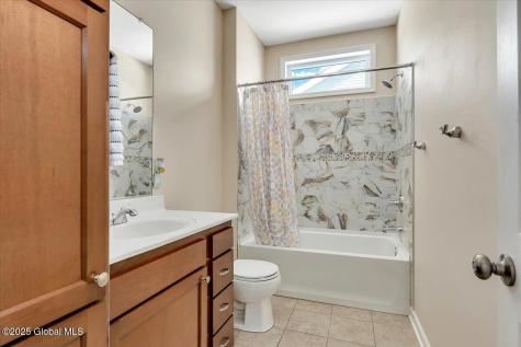 62 Somerset Drive Halfmoon NY 12118