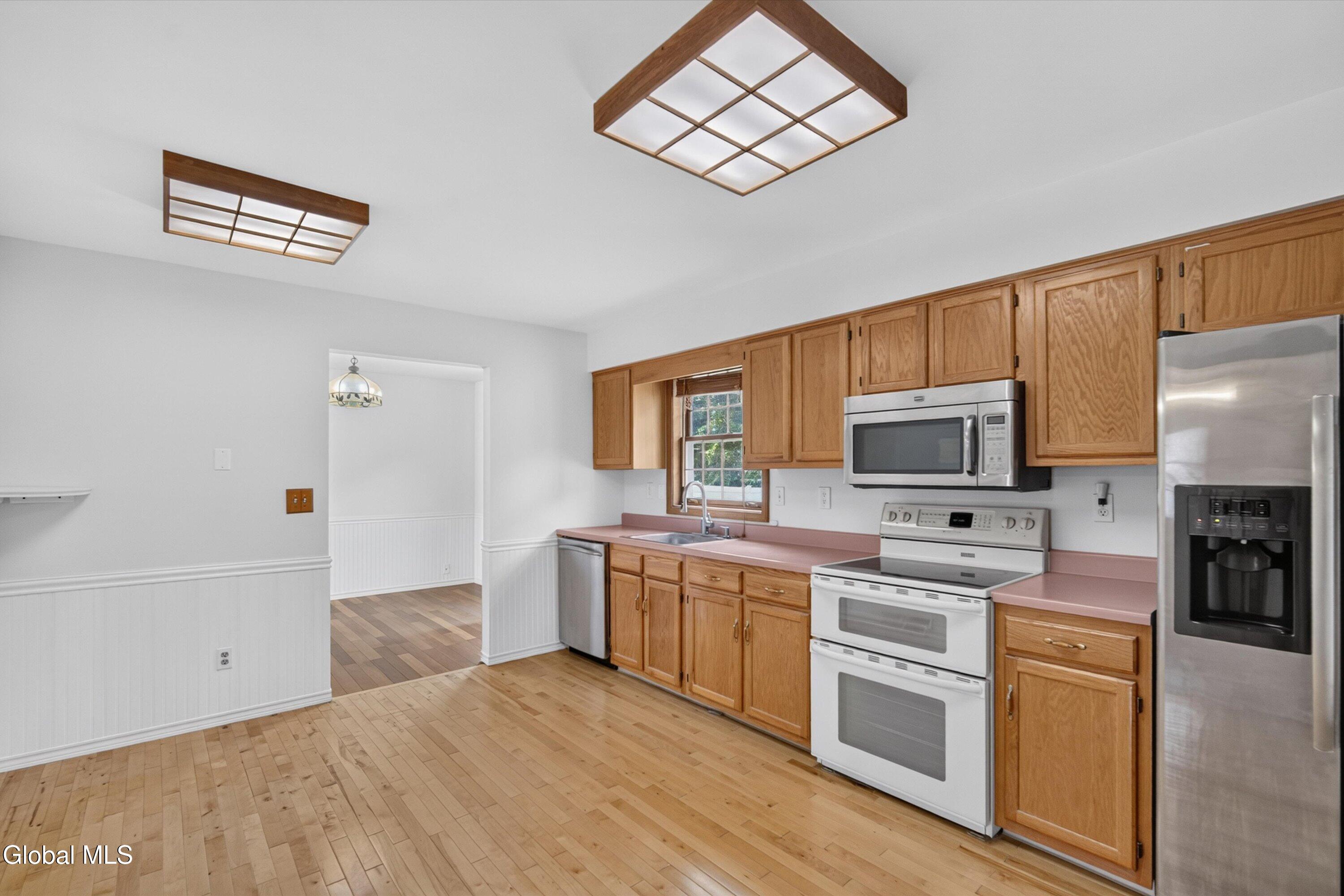 1120 Laural Lane Malta NY 12020
