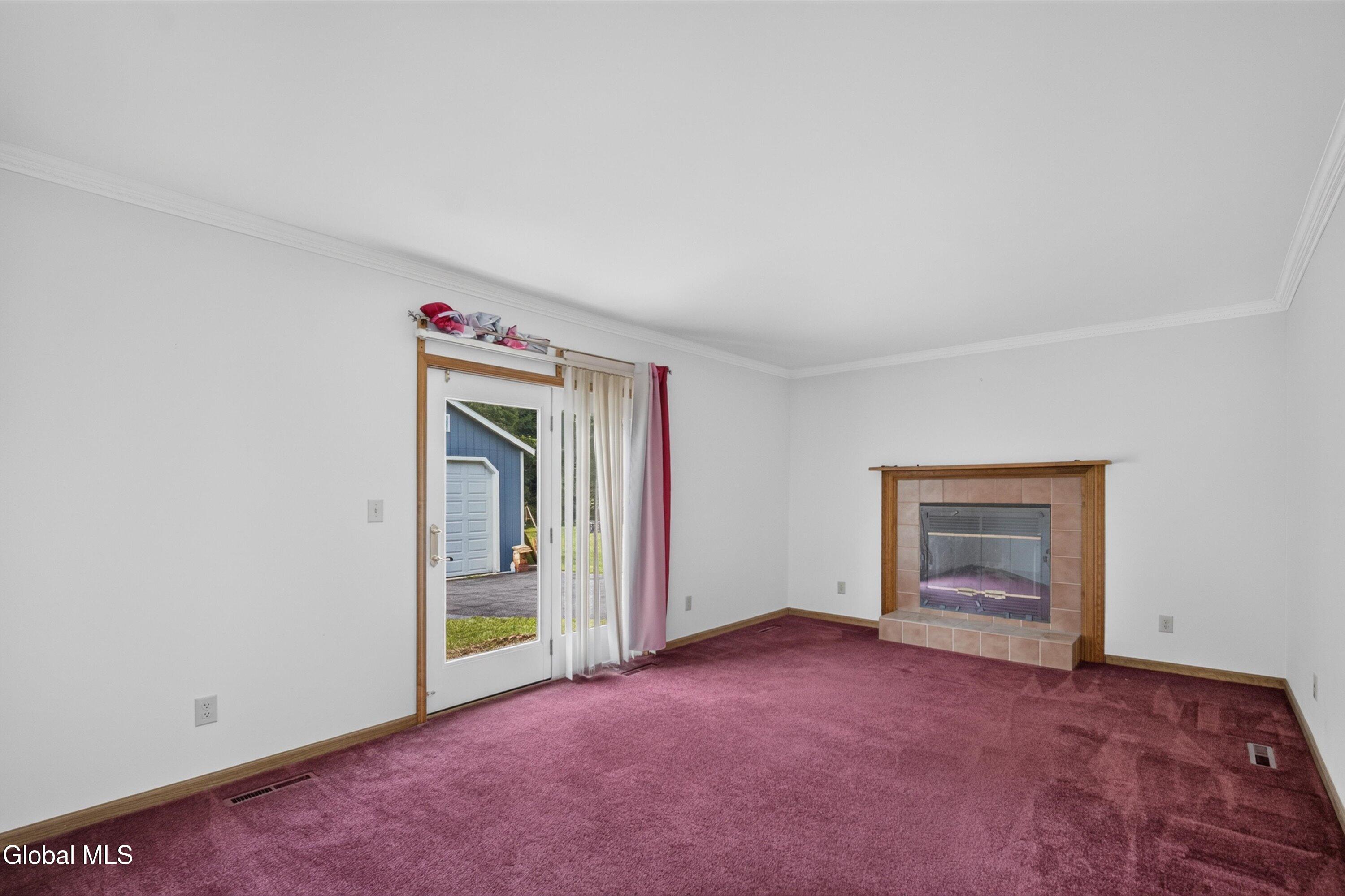 1120 Laural Lane Malta NY 12020