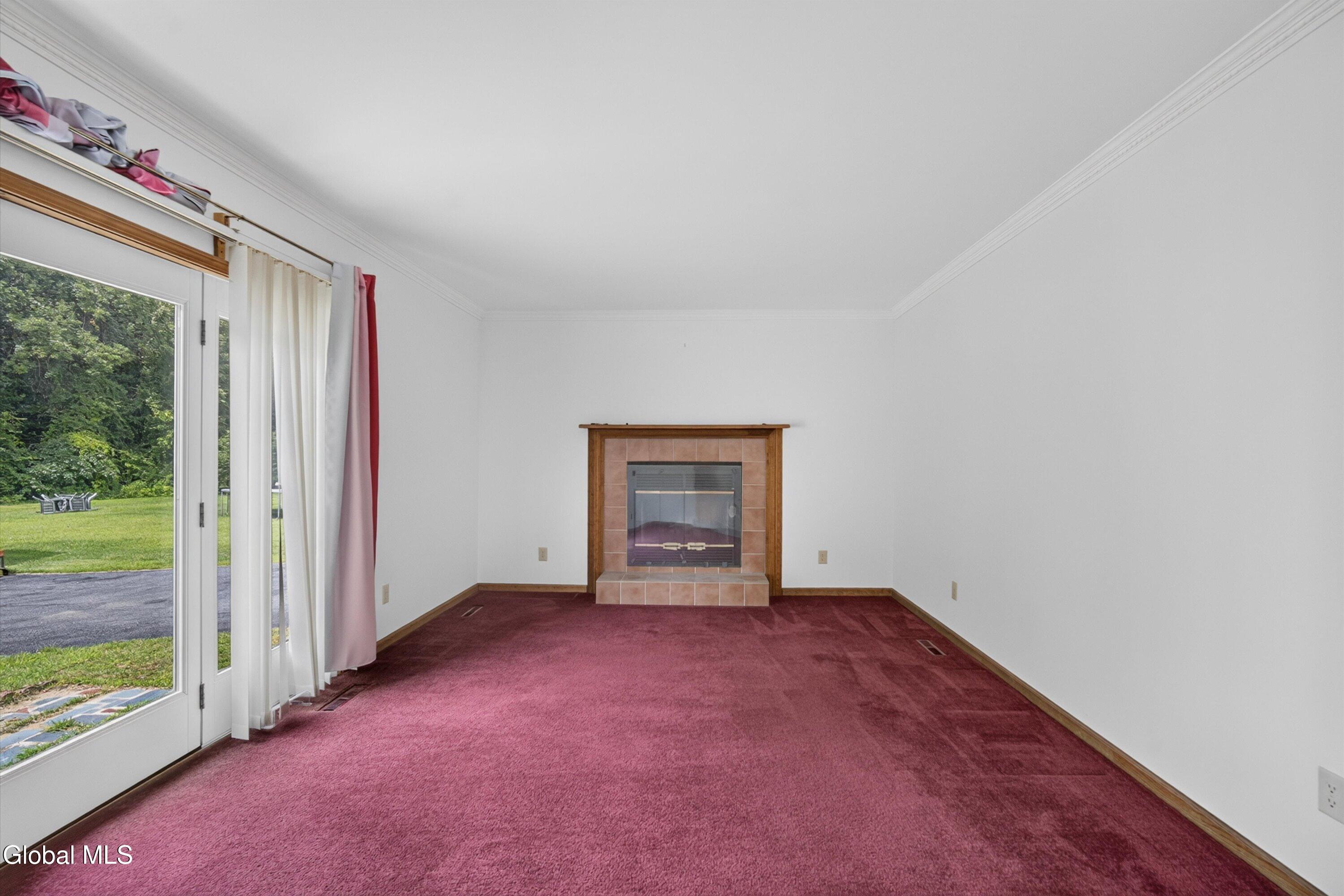 1120 Laural Lane Malta NY 12020