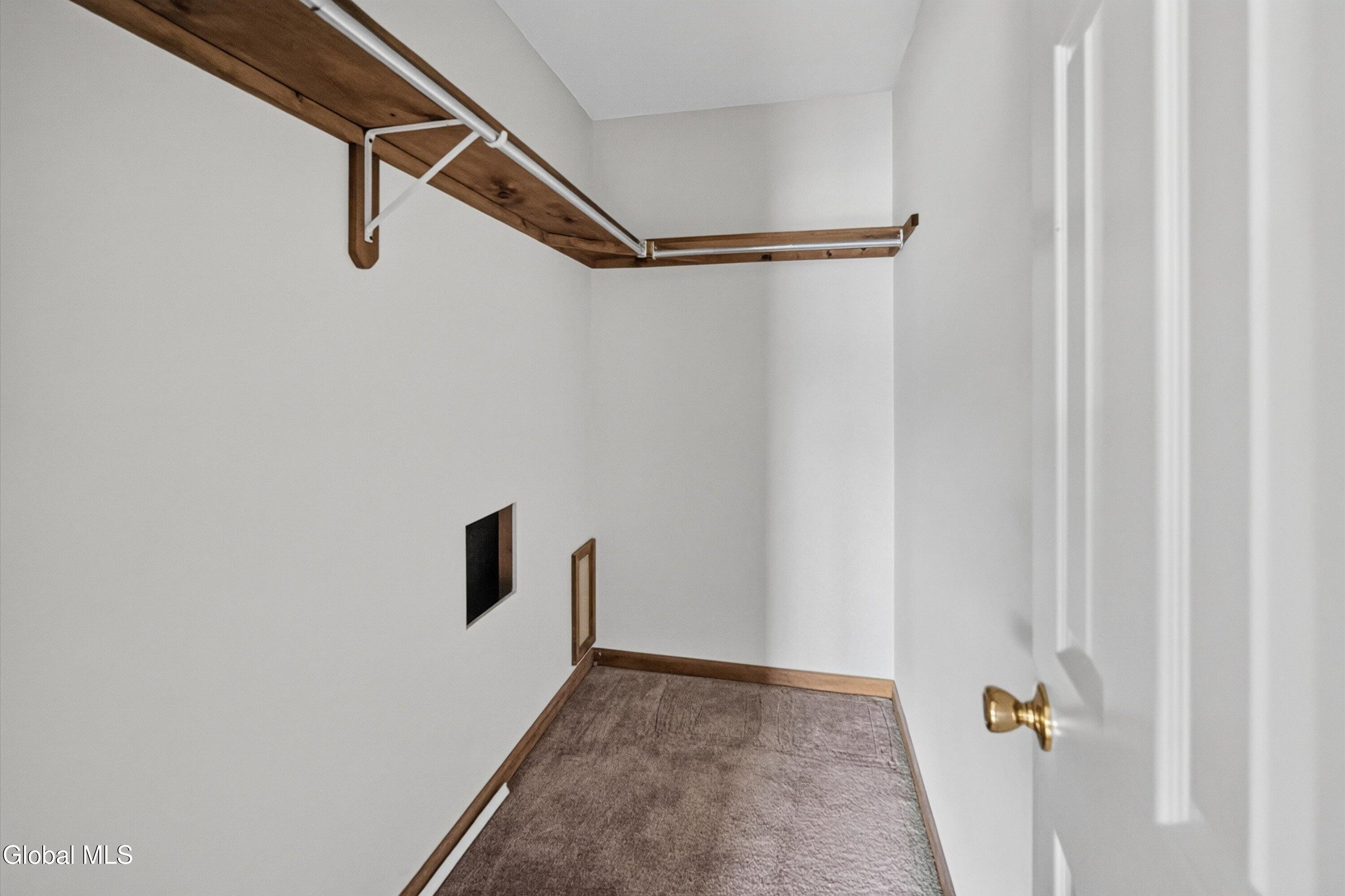 1120 Laural Lane Malta NY 12020