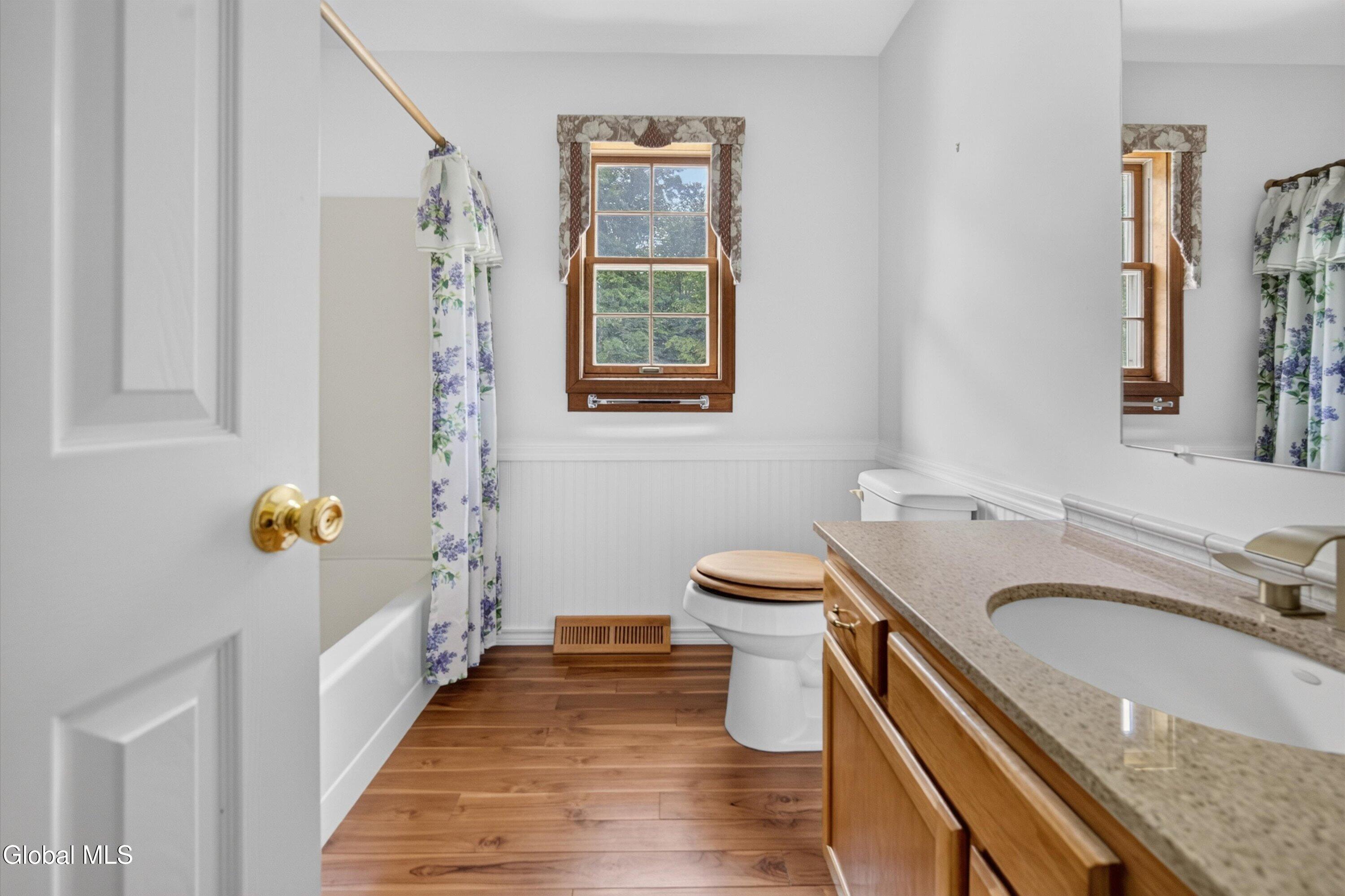 1120 Laural Lane Malta NY 12020
