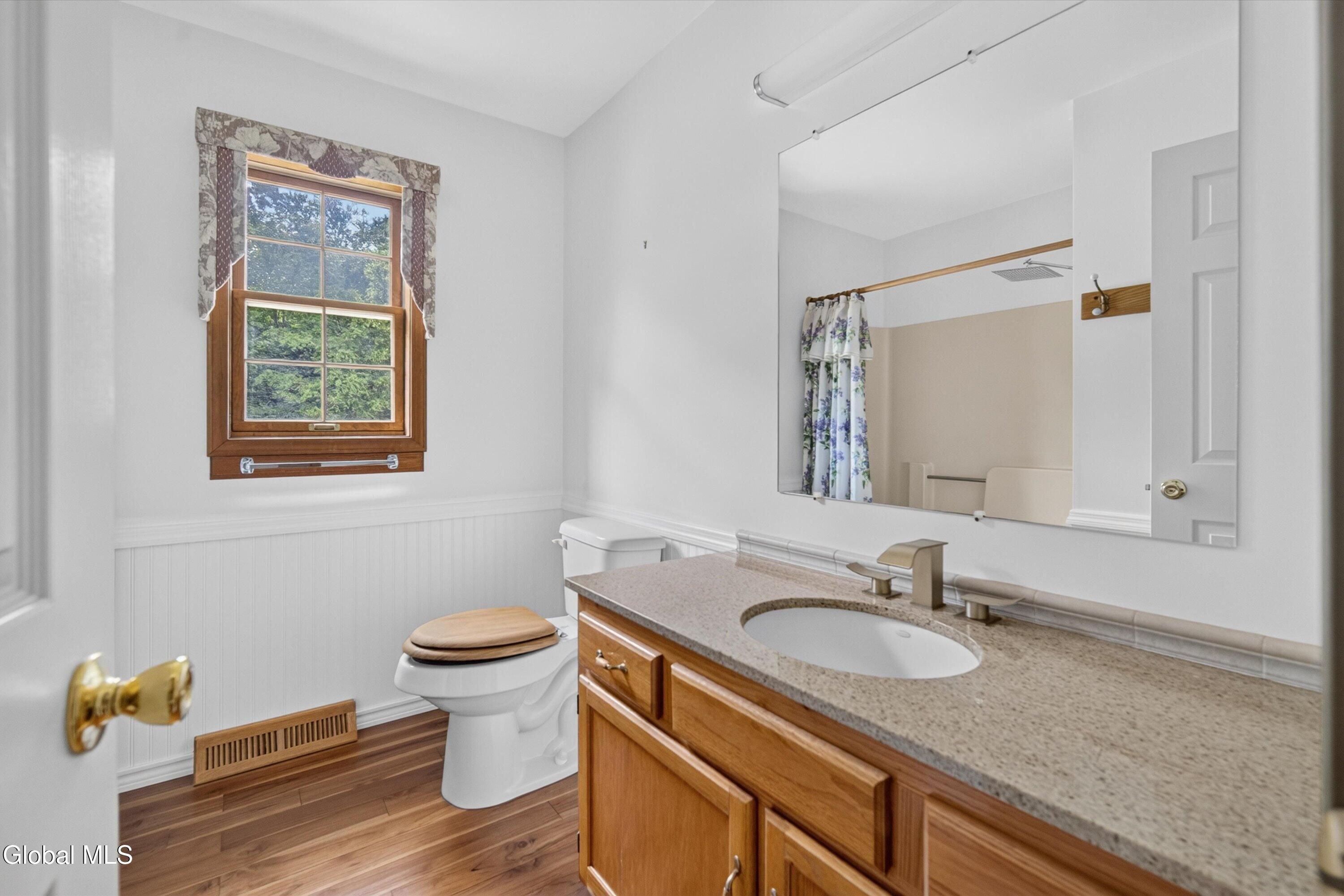 1120 Laural Lane Malta NY 12020