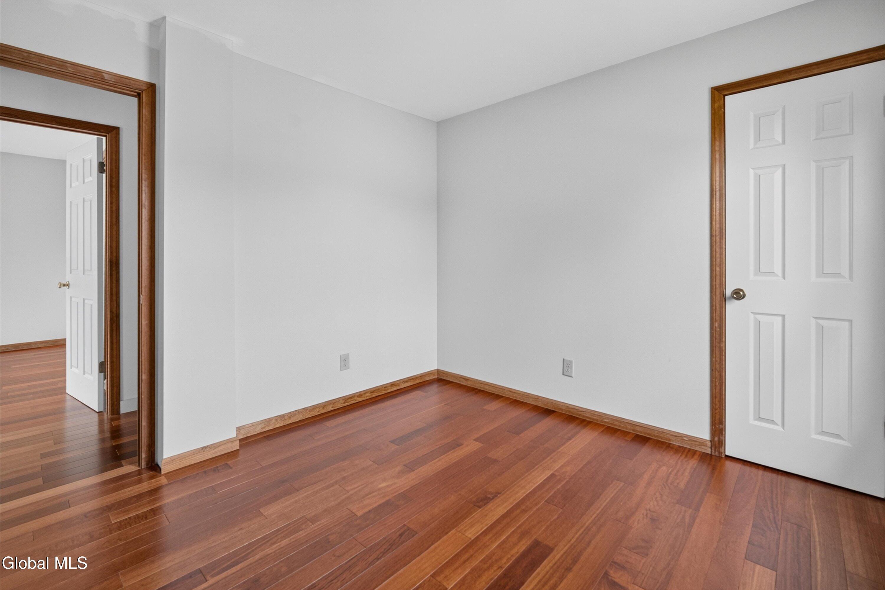 1120 Laural Lane Malta NY 12020