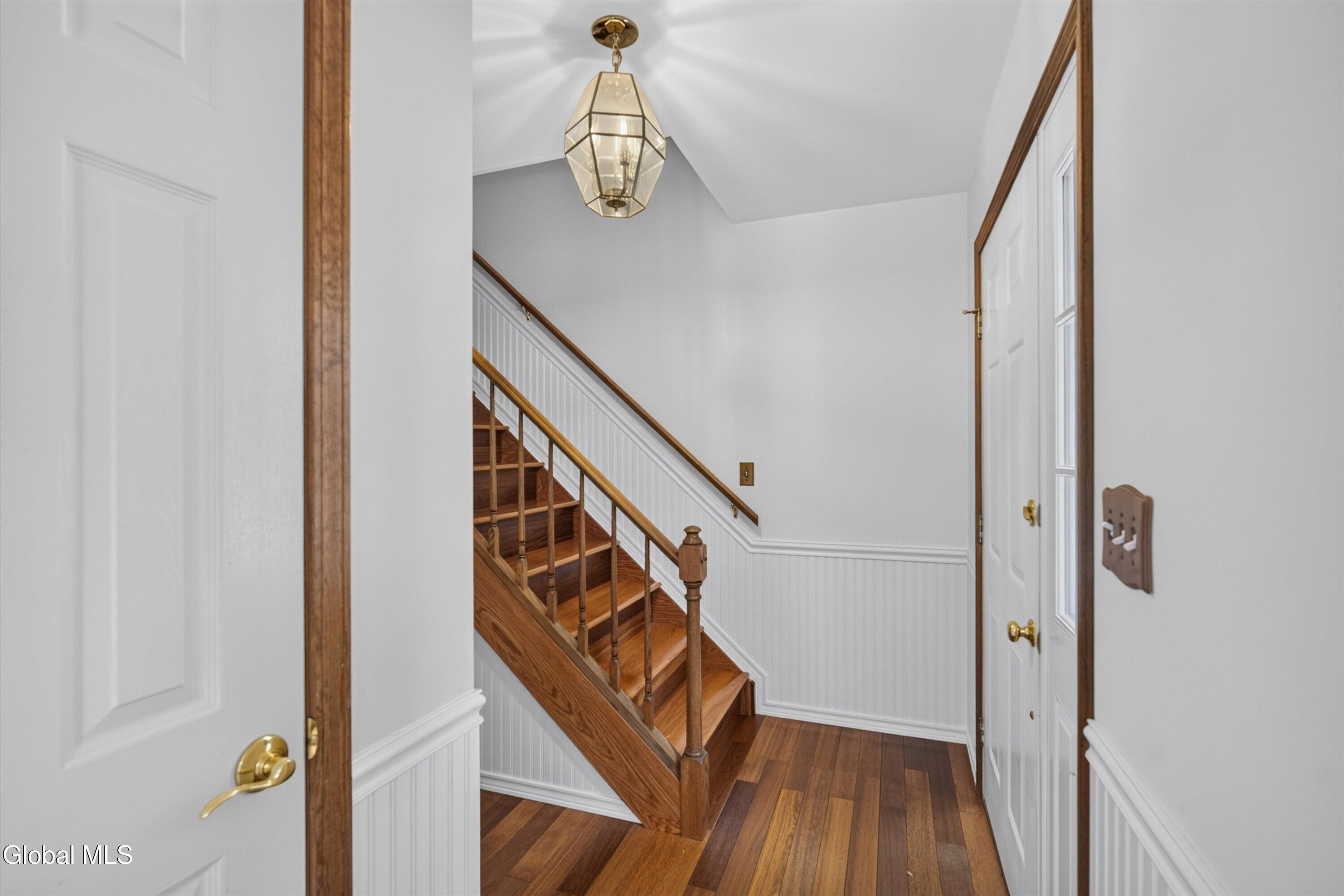 1120 Laural Lane Malta NY 12020