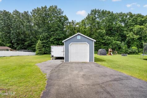 1120 Laural Lane Malta NY 12020