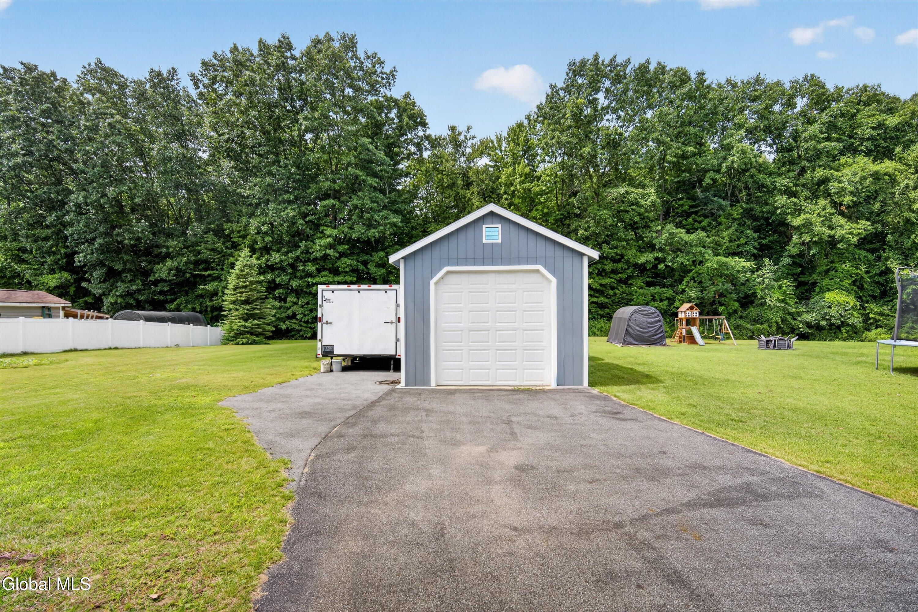 1120 Laural Lane Malta NY 12020